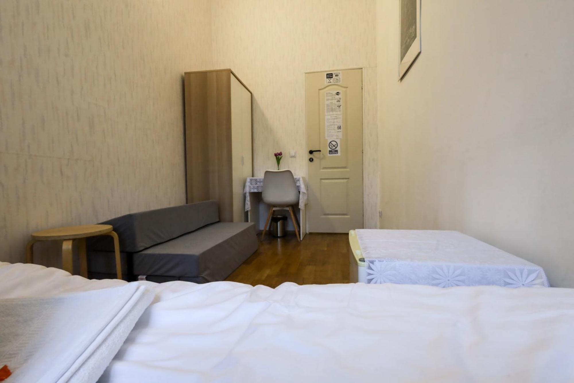Budapest Pest-Port Apartment 4 Rooms For 16 Person Buitenkant foto