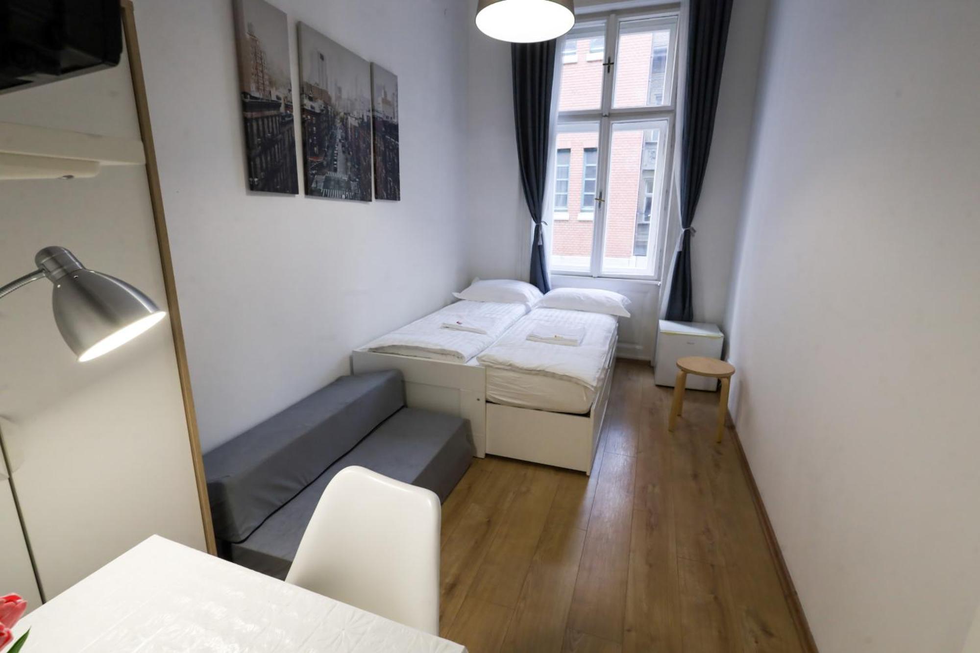 Budapest Pest-Port Apartment 4 Rooms For 16 Person Buitenkant foto