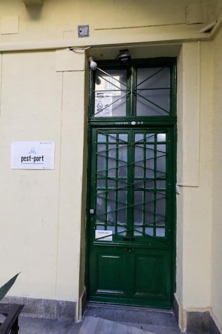 Budapest Pest-Port Apartment 4 Rooms For 16 Person Buitenkant foto